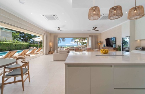 Gibbs Bay Villa | Please Inquire Before Booking – Luxury Villa