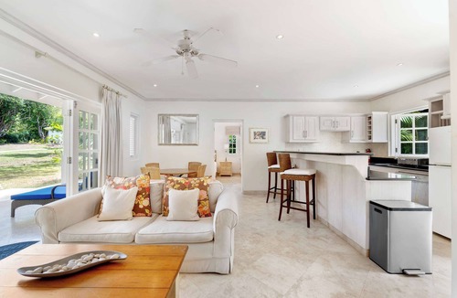 Holder's Hill Villa | Please Inquire Before Booking – Luxury Villa
