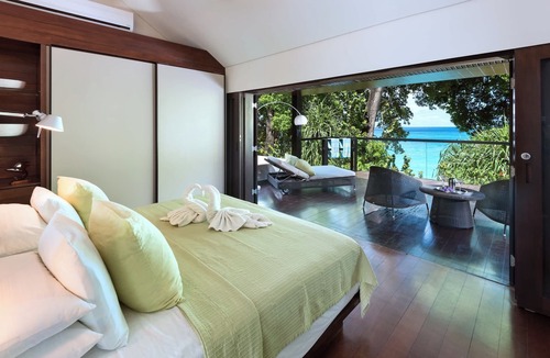 Gibbs Bay Villa | Please Inquire Before Booking – Luxury Villa