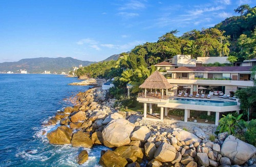 South Shore Hotel Area Villa | Please Inquire Before Booking – Luxury Villa