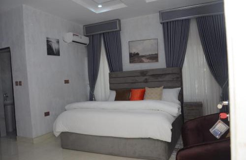 Garaku House | Pledge Concept Service Apartment