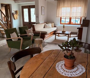 Avas Ski Chalet | Plismoní