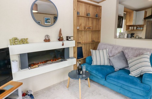 Welton Cottage | PLOT 41, pet friendly, with hot tub in Armathwaite