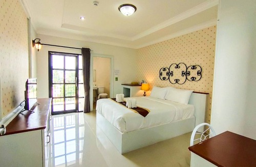 Makham Tia Hotel | Ploy's Pearl Hotel