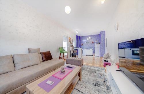 Podgorica Apartment | Plum Apartment