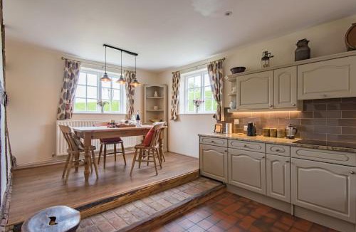 Dargate House | Plum Pudding Cottage by Bloom Stays