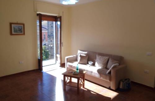 Stio Apartment | PM 9 Piazza Della Libertà Guest House