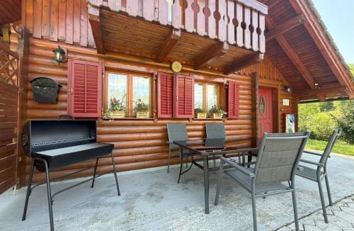 Bostanj House | Počitniška hiša z dvema spalnicama Sauna & Jacuzzi