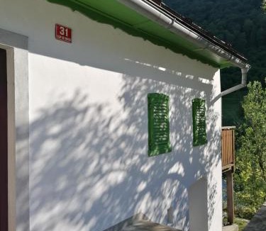 Tolmin House | počitniška hiška MEDVEJKE