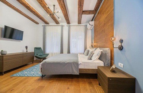 Brasov City Centre Apartment | Poarta Schei 18