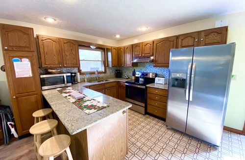 Long Pond House | Pocono Lakefront Onsite Swimming Pool/Hot Tub, Playset/2 docks/Sandy Beach/Boats