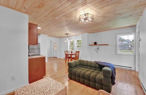 Canadensis Apartment | Pocono Spacious Charmer | Firepits | Pickleball