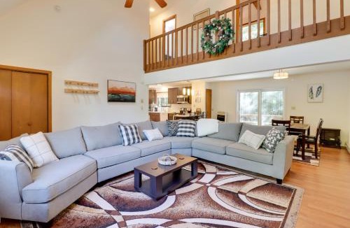 Tobyhanna House | Poconos Cabin: Serene Deck, Fire Pit & Game Room