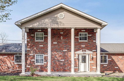 Gouldsboro House | Poconos Group Getaway w/Game Room + Fire Pit!