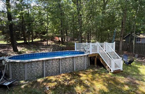 Greentown House | Poconos Hideaway