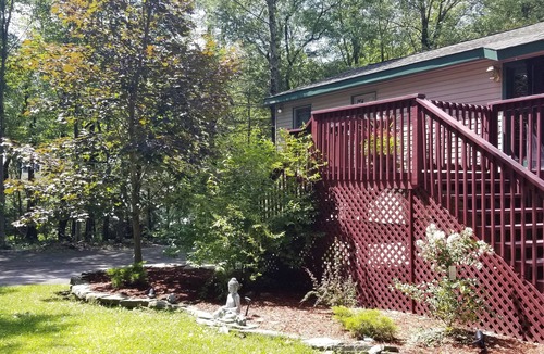 Effort House | Poconos luxury getaway