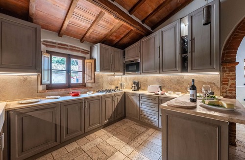 Torre A Castello Villa | Podere Bellaria 18+2, Emma Villas