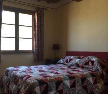 Colleoli Apartment | Podere dell'Alloro