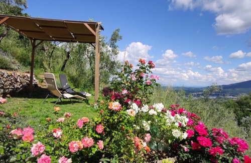 Massa Pisana House | Podere le sorelle-country house 6 km from the center of Lucca