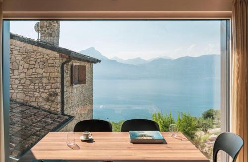 San Zeno di Montagna Villa | Podere Sabaina, Private Villa mit beheiztem Pool, Seeblick und 3 Wohneinheiten zur Alleinnutzung