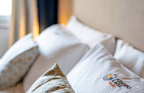 Lajatico Bed & Breakfast | Poderino il Sole - Alloro Room