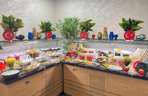 Marmaris City Center Hotel | point beach hotel