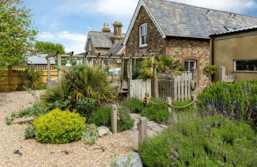 Rye Harbour Bed & Breakfast | Point Farm