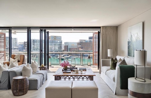 Auckland Central Business District Apartment | Point Residence Waterfront Luxury Auckland NZ