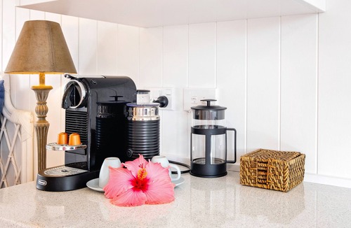 Te Awanga Apartment | Pointbreak Studio