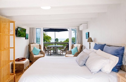 Te Awanga Apartment | Pointbreak Studio