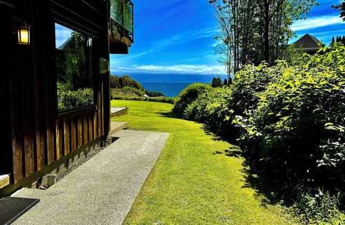 Otter Point House | Points West Oceanfront Resort 2 Bed Ocean Point Suite
