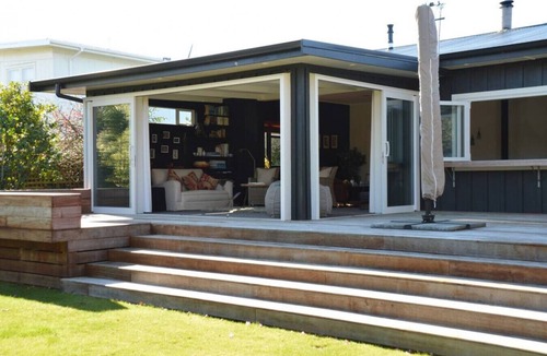 Wharewaka House | Pokaka · WOW factor, impressive home, 1 block from beach
