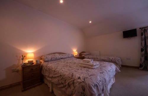 Callington Bed & Breakfast | Polhilsa Farm