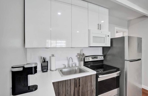 Pompano Beach Apartment | Pompano Beach 1BR | Near the Beach