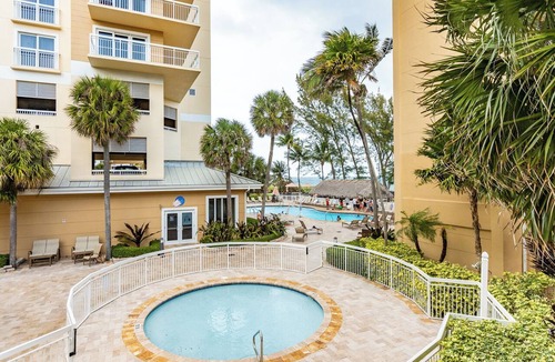 Pompano Beach Condo | Pompano Beach | Couples Ocean Coast Retreat | Pool + Beach