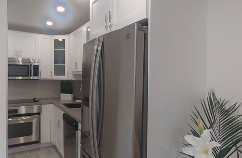 Harbor Village Condo | Pompano beach hidden gem
