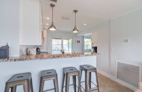 Pompano Beach House | Pompano Oasis w/Heated Pool 8 mins to the Beach!