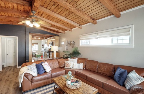 Silver Strand House | Pompo Beach House 2 Bed 2 Bath Silver strand Beach