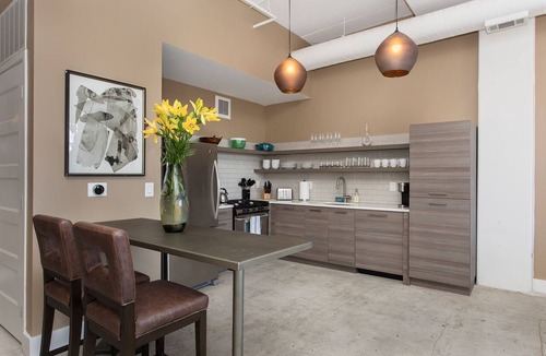 Old Fourth Ward Apartment | Ponce City Market 2BR Loft · 1,265sqft · BeltLine