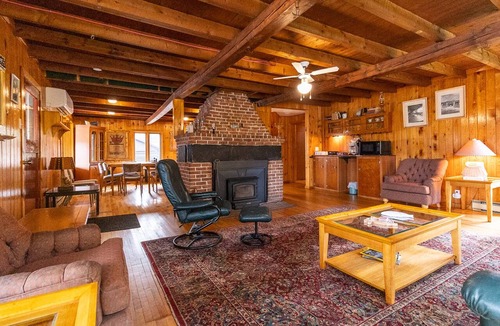 Ludlow Cabin | Pond's Resort