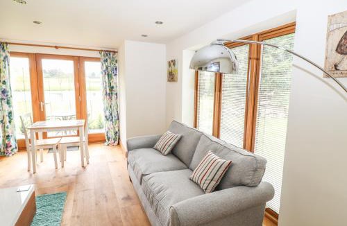 Cuckney House | Pond View