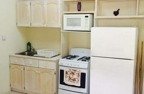 Westmoreland Apartment | Pondbottom Apartment Hotel