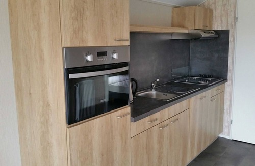 Bant Ski Chalet | Pondside Stay w/Kitchen