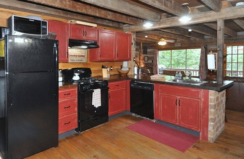 Berkeley Springs House | Pondview Cabin - pond, log cabin, wifi, screen porch, deck, hiking, king bed