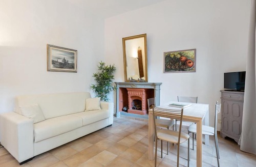 Oltrarno Apartment | Ponte Vecchio Cozy Flat