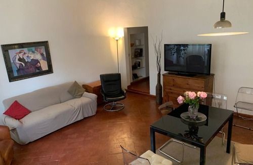 Oltrarno Apartment | Ponte Vecchio-Dimora Confort Peonia