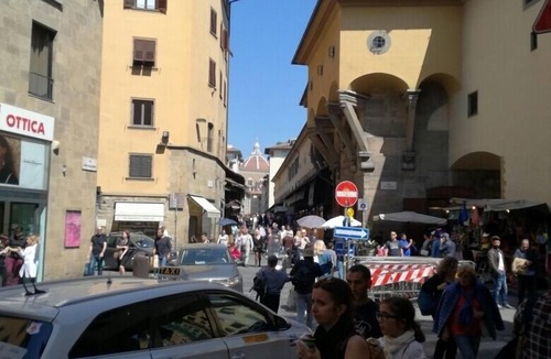 Oltrarno Apartment | Ponte Vecchio Historical Center Florence air conditioning wi-fi two bathrooms