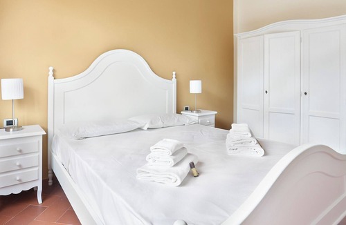 Oltrarno Apartment | PONTEVECCHIO SUITE-Hosted by Sweetstay