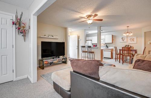 Garden City House | Pool Access & 2 Mi to Ocean: Myrtle Beach Condo!