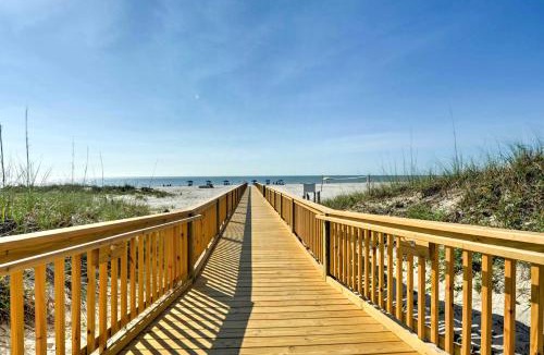 Folly Field House | Pool Access: Beachfront Hilton Head Resort Condo